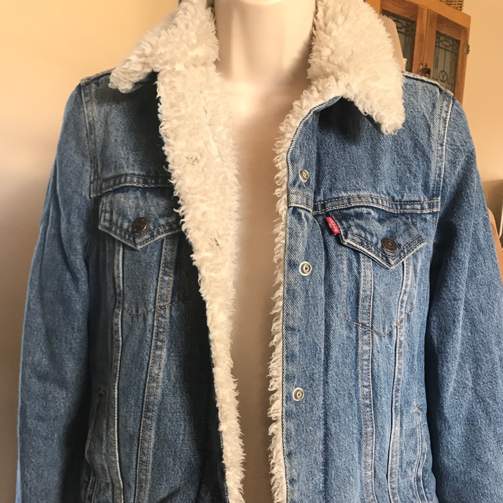 Levi's fleece interior jean jacket